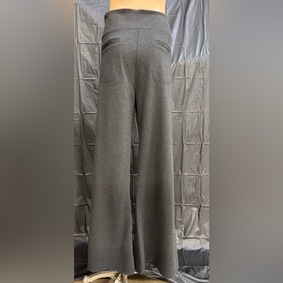 Betabrand Gray Wide Leg Pull On Pants - Picture 3 of 4